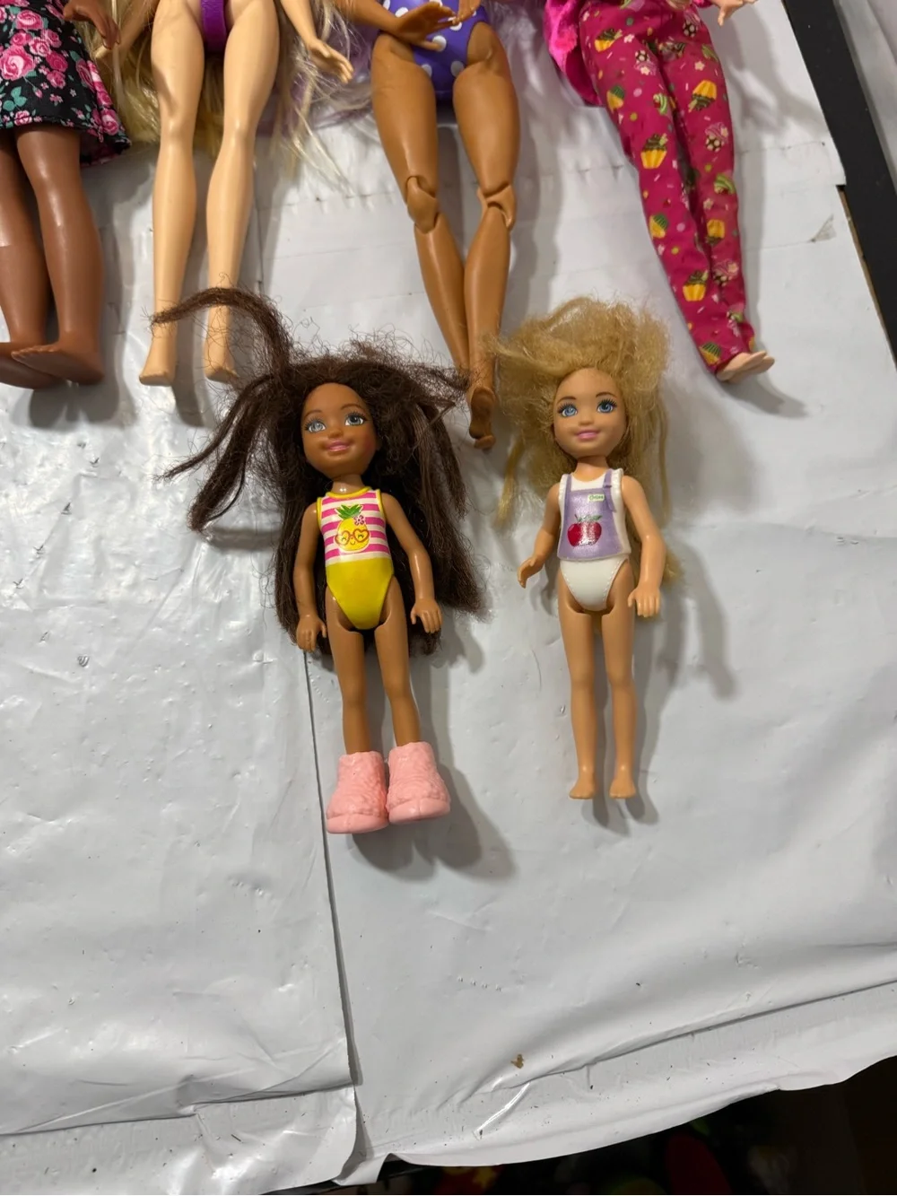 Barbie dolls bundle of 7